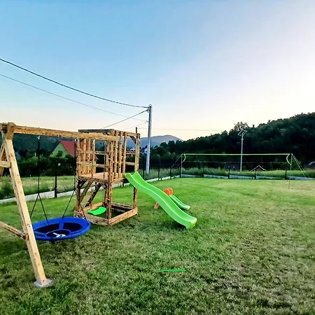 W Gorach Blask Beskidu- Sauna, Jacuzzi, Balia W Cenie Zlatna