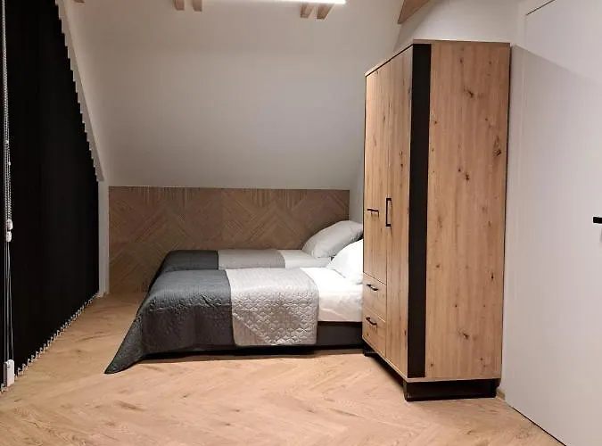 Vila W Gorach Blask Beskidu- Sauna, Jacuzzi, Balia W Cenie Zlatna