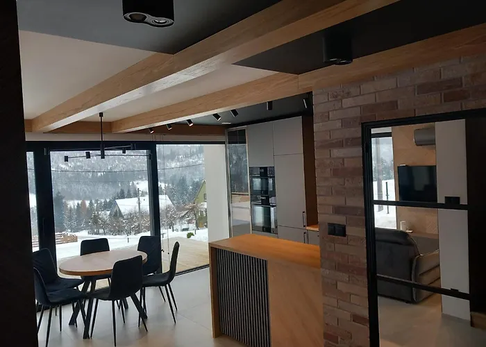 W Gorach Blask Beskidu- Sauna, Jacuzzi, Balia W Cenie Villa