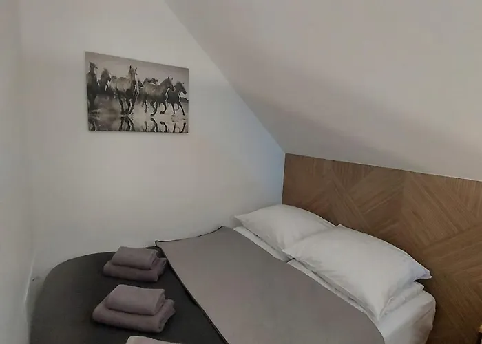 Vila W Gorach Blask Beskidu- Sauna, Jacuzzi, Balia W Cenie Zlatna