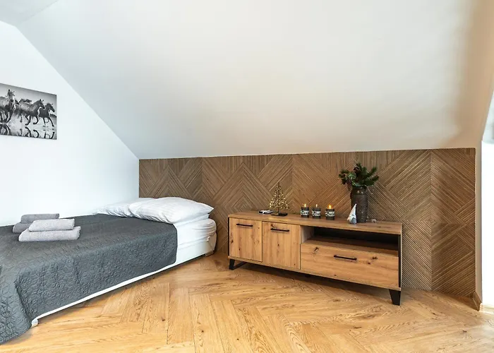 W Gorach Blask Beskidu- Sauna, Jacuzzi, Balia W Cenie