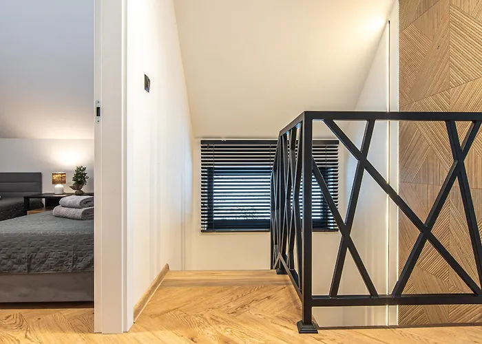 W Gorach Blask Beskidu- Sauna, Jacuzzi, Balia W Cenie