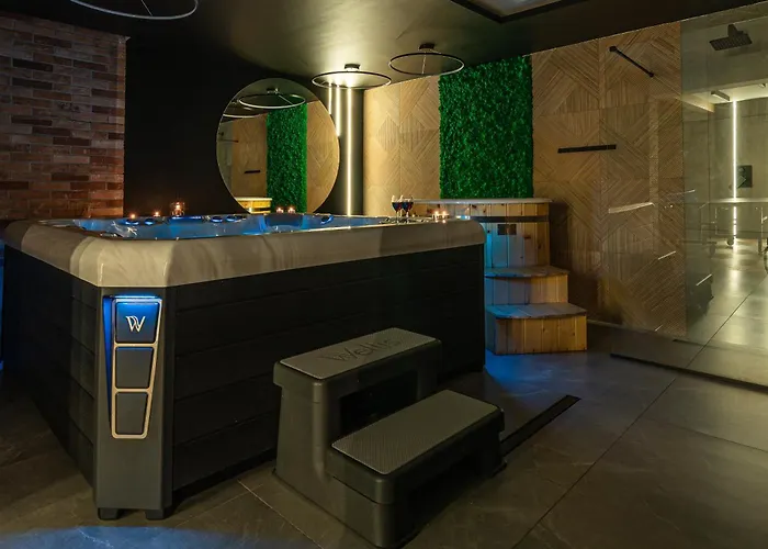 W Gorach Blask Beskidu- Sauna, Jacuzzi, Balia W Cenie Złatna